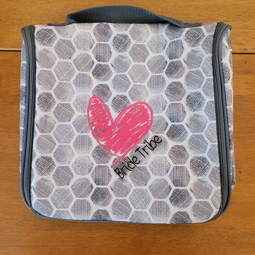 Thirty One Hanging Travel Bag  Bride Tribe